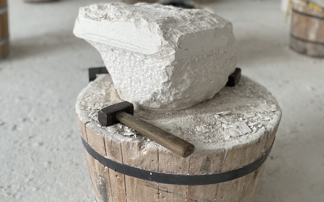 Brac stone
