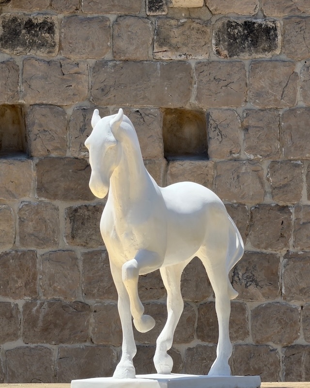 Horse sculptures by Hrvoje Dumančić