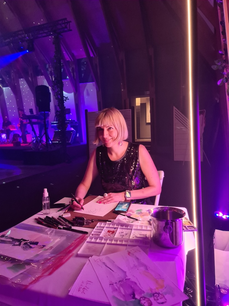 Luciano Restaurant Croatian artist Maya Beus drawing on the event